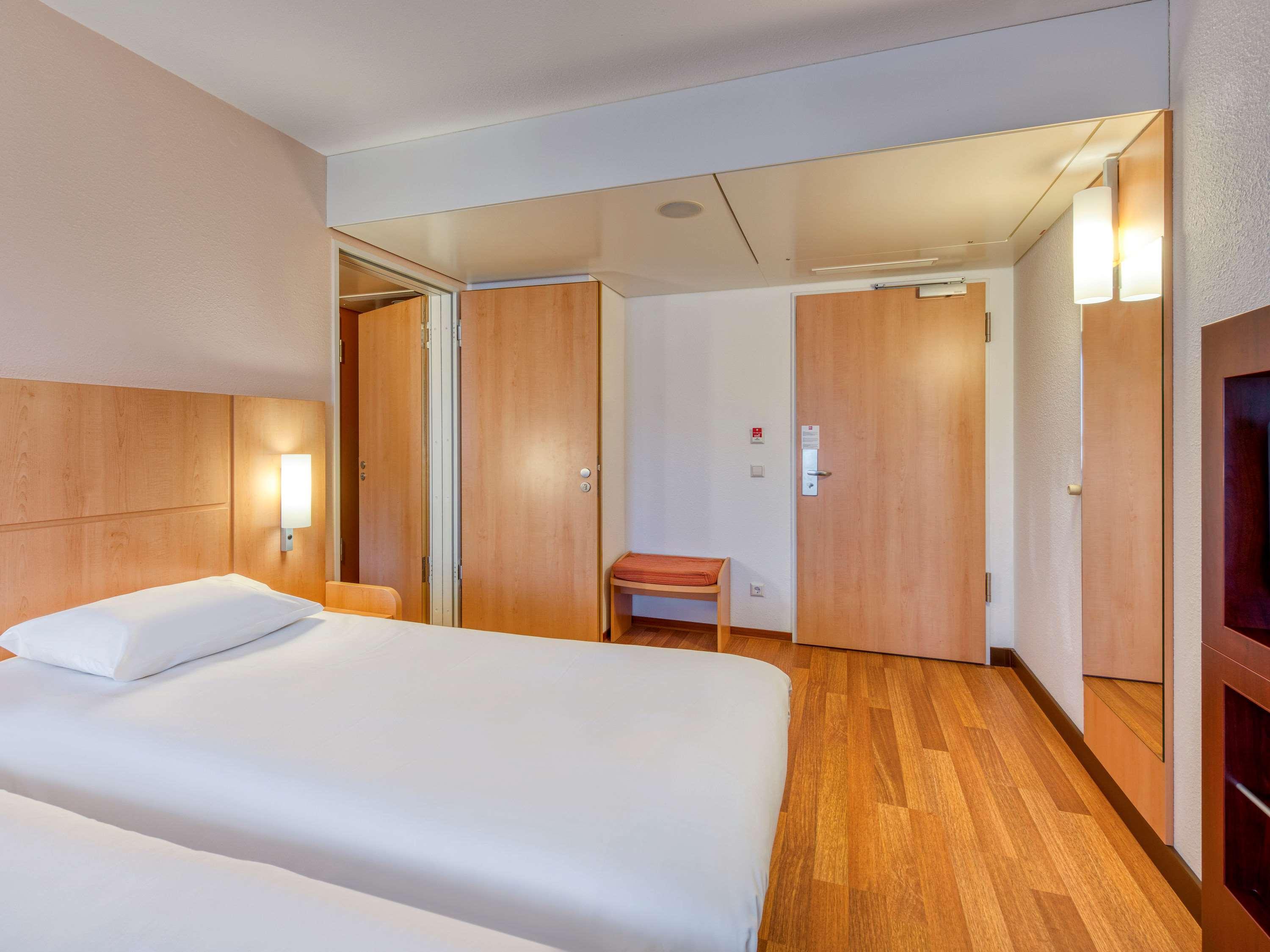 Ibis Konstanz Hotel Bagian luar foto