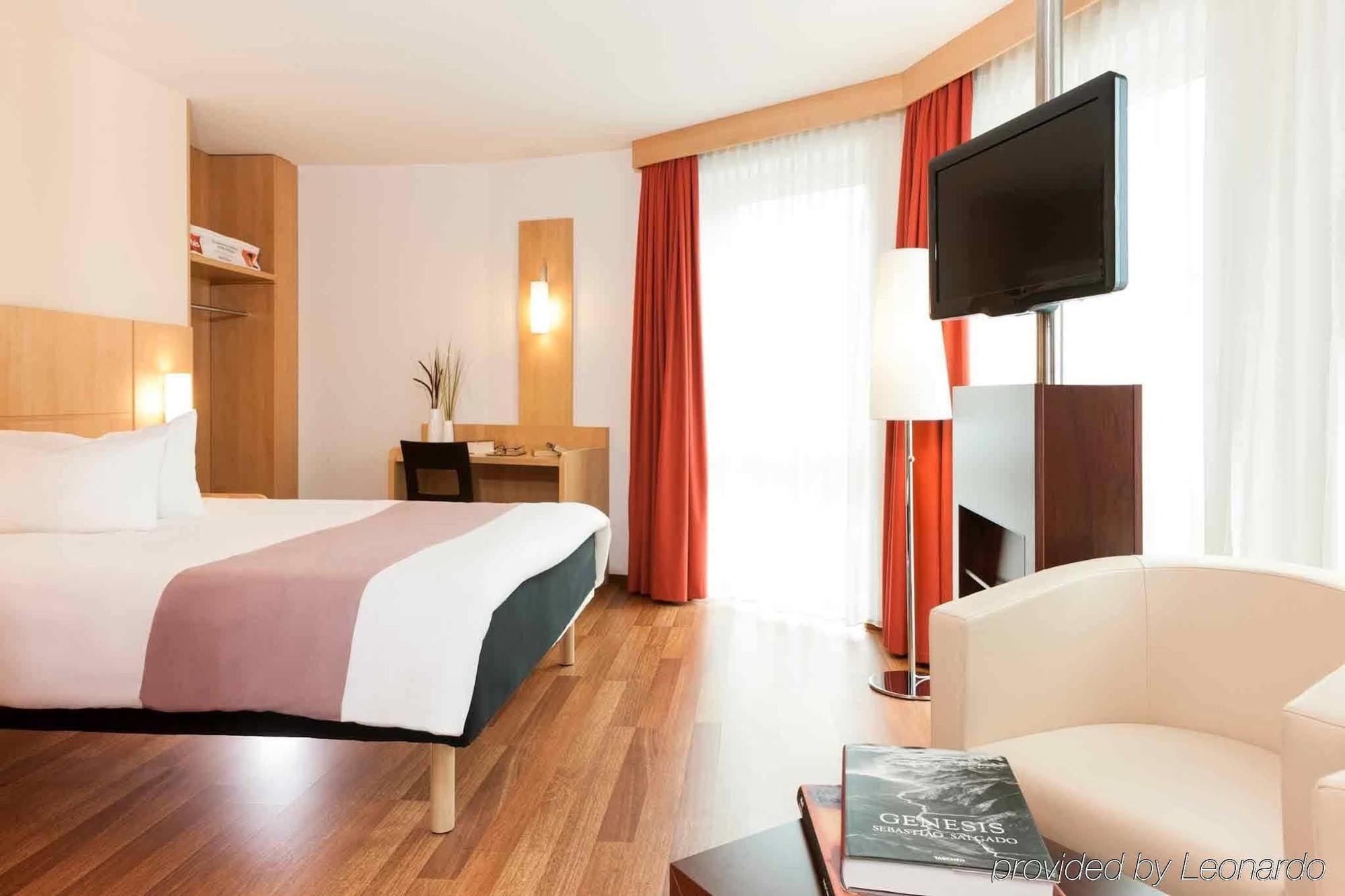 Ibis Konstanz Hotel Bagian luar foto