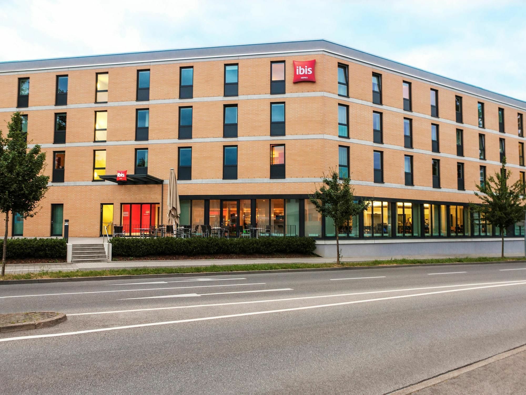 Ibis Konstanz Hotel Bagian luar foto