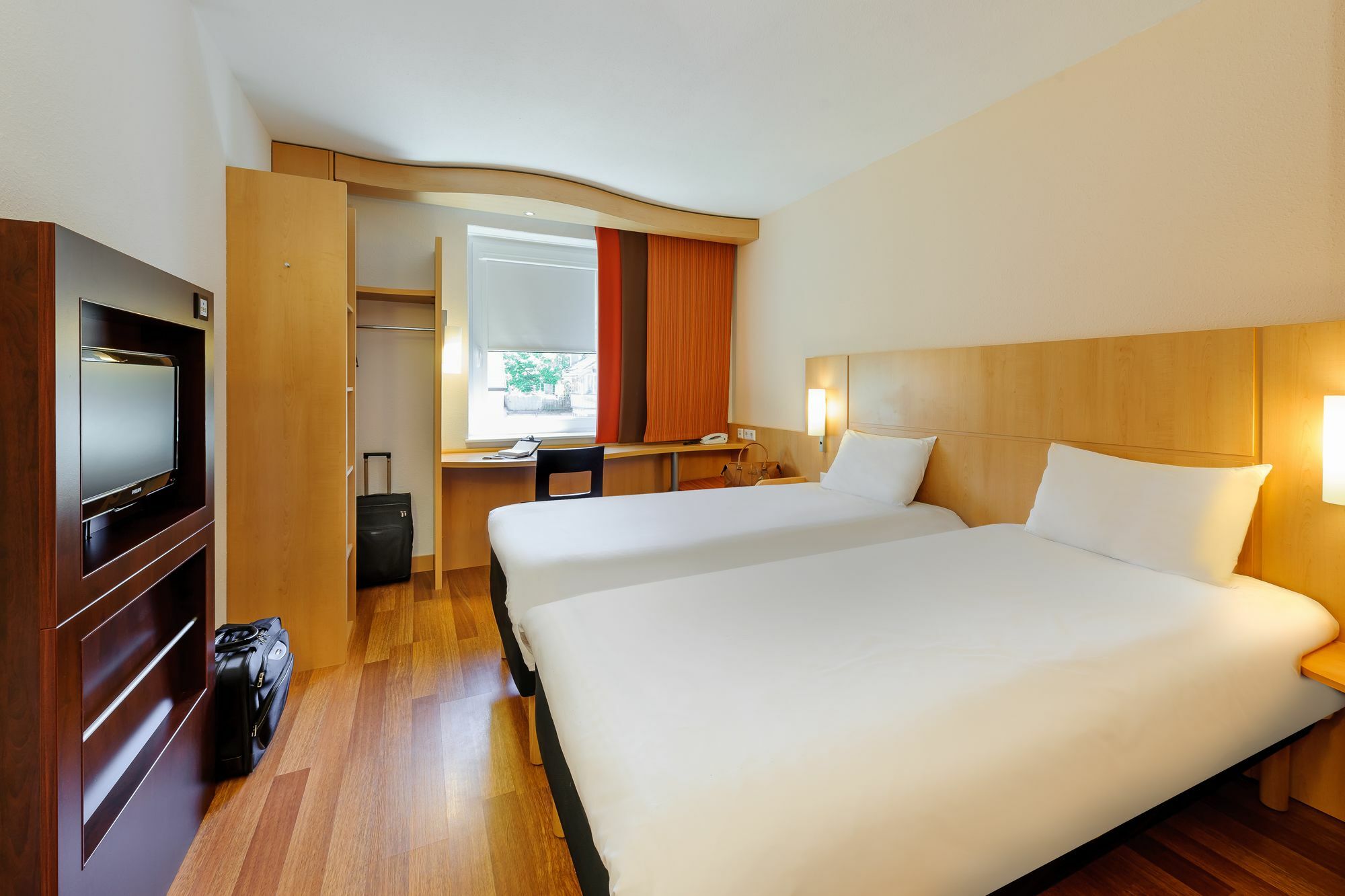 Ibis Konstanz Hotel Bagian luar foto